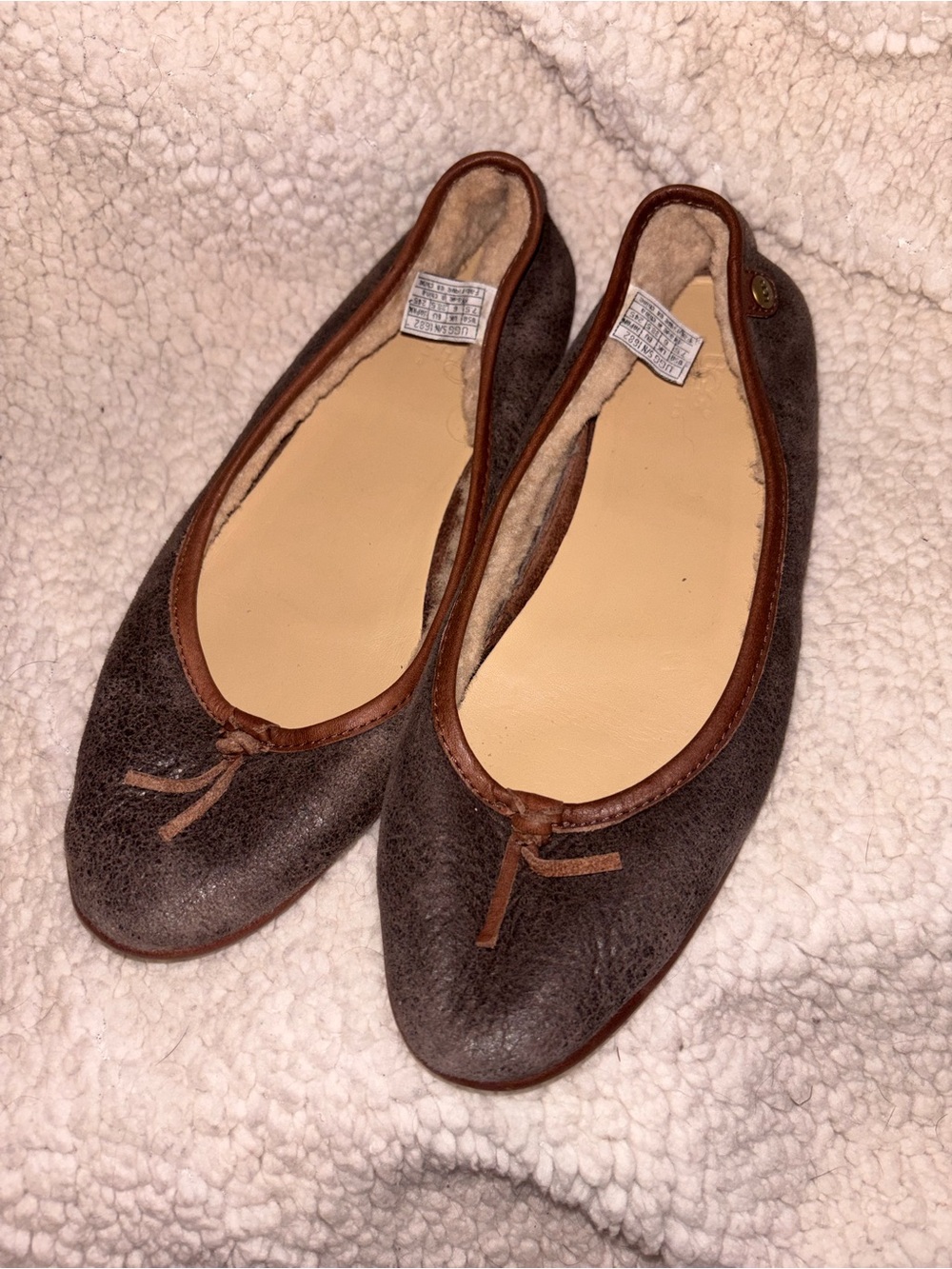 UGG Australia 1682 Brown Suede Shearling Ballet Flats Women’s 7.5 US
